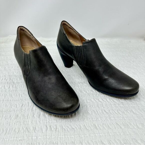 Ecco - Ladies’ Oxford-Style Booties (EU 40) - Picture 1 of 15